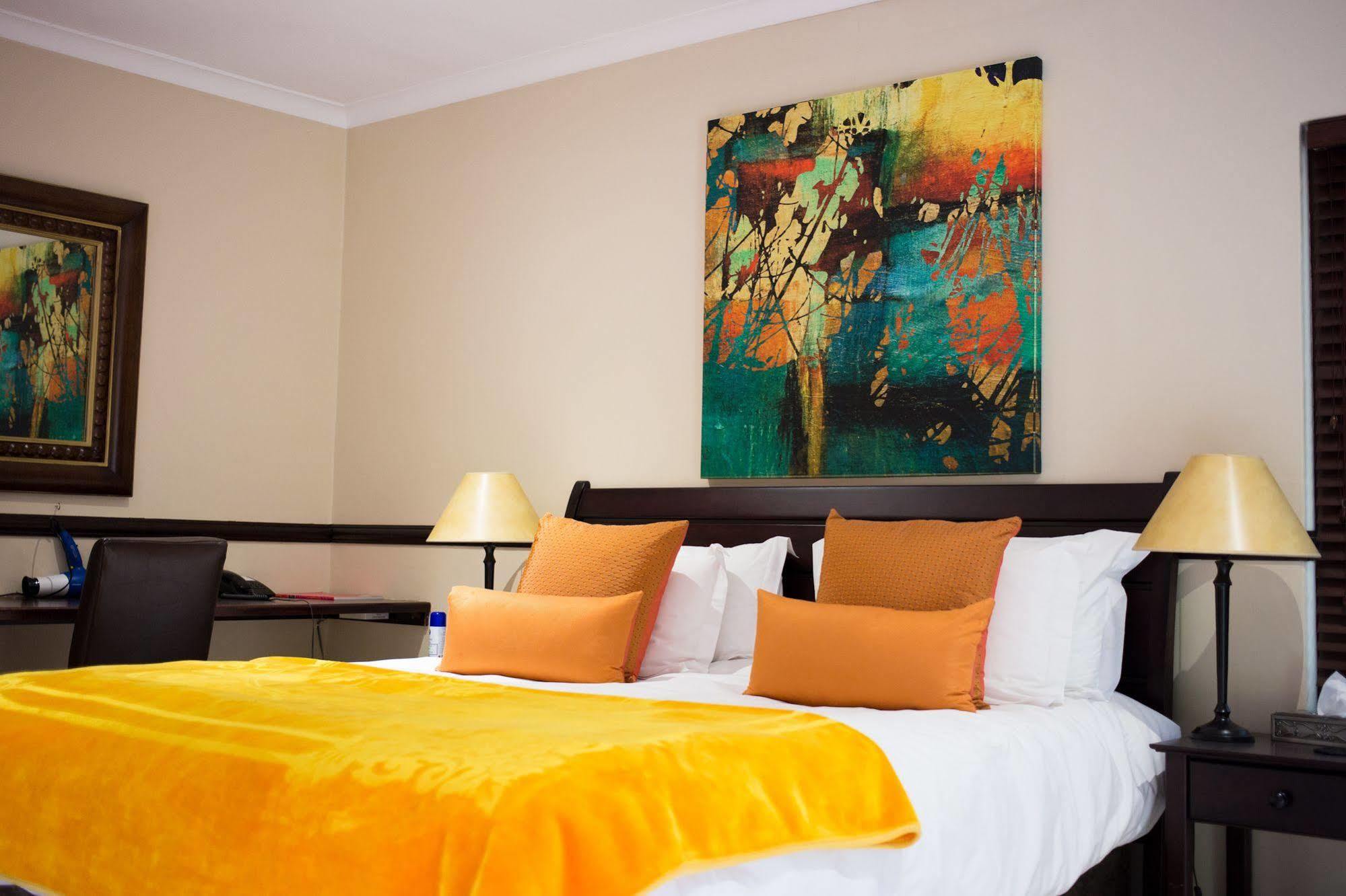 No66 Sandton Lodge Johannesburg Exterior photo